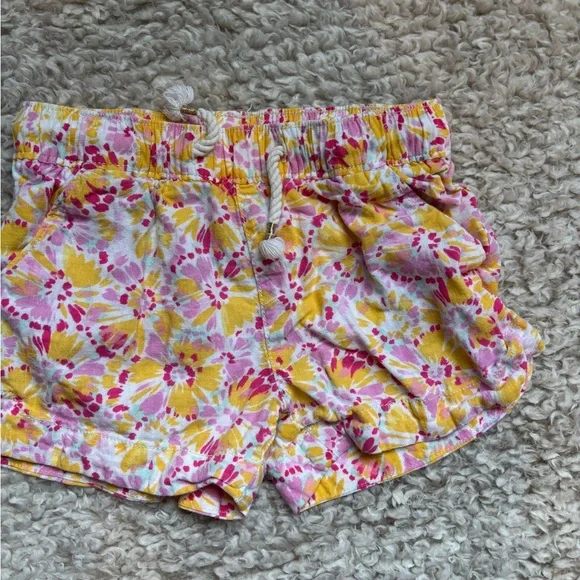 Bundle of 4t/4A girls shorts - Picture 2 of 11